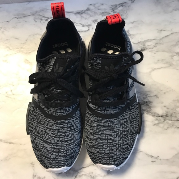 ADIDAS NMD R1 - Picture 2 of 6